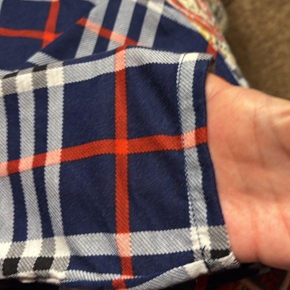 Eden & Olivia Plaid button down Shirt blue, red and white size small - Picture 10 of 10